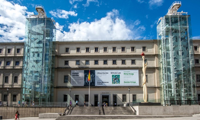 Центр искусств королевы Софии в Мадриде