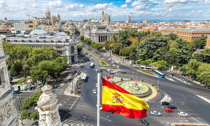 Флаг Испании (Мадрид)