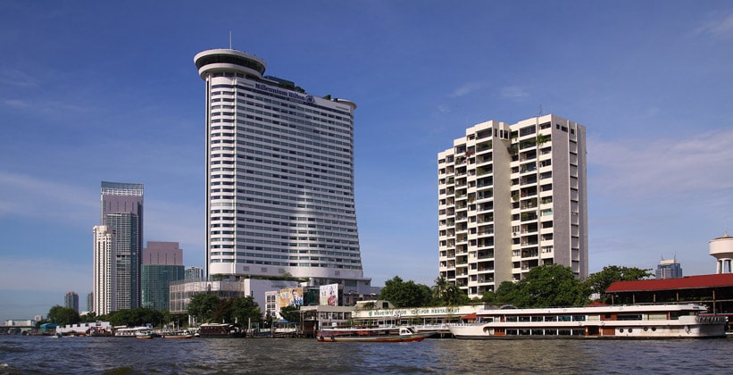 Отель Millenium Hilton в Бангкоке