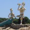 Статуя Aphai Mani и русалки на пляже Хат Сай Као