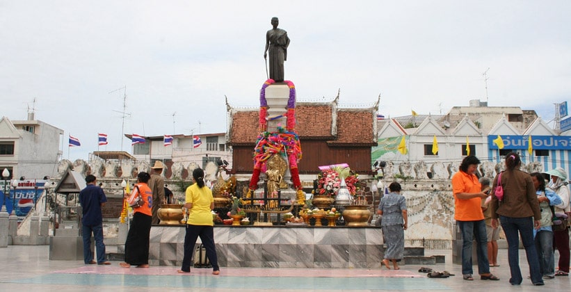 Статуя леди Мо в Накхонратчасиме