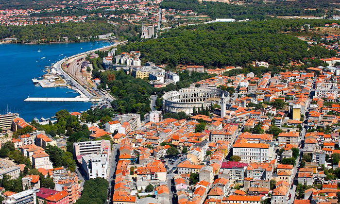 Город Пула в Хорватии