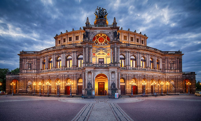 Опера Земпера в Дрездене