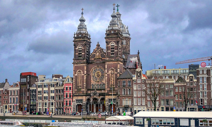 Базилика Святого Николая в Амстердаме