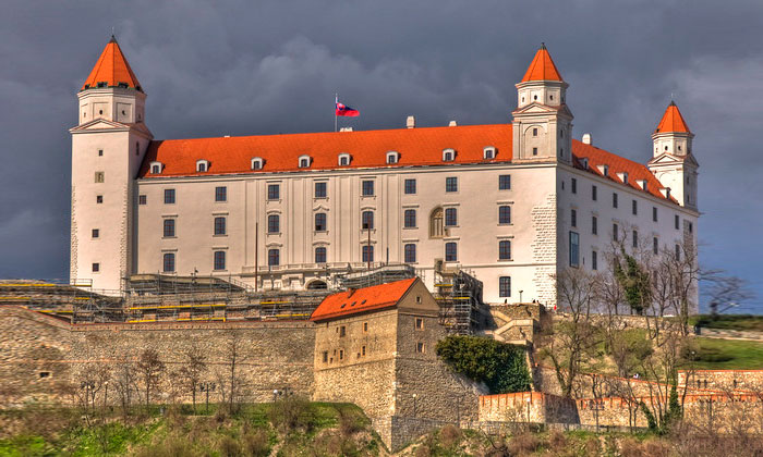 Замок Братиславский Град