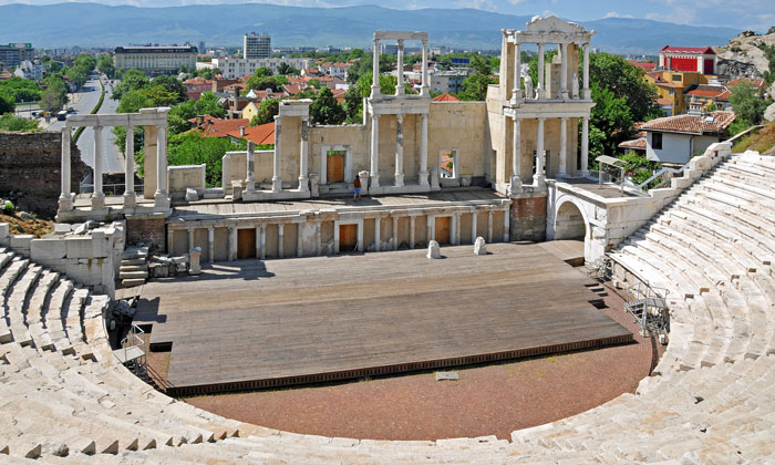 Амфитеатр (Пловдив)