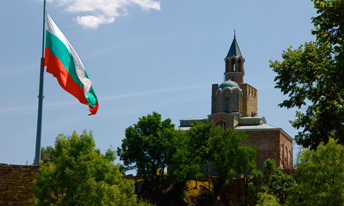Флаг Болгарии (Велико-Тырново)