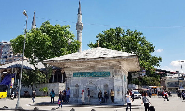 Фонтан Ахмеда III (Ускюдар) в Стамбуле