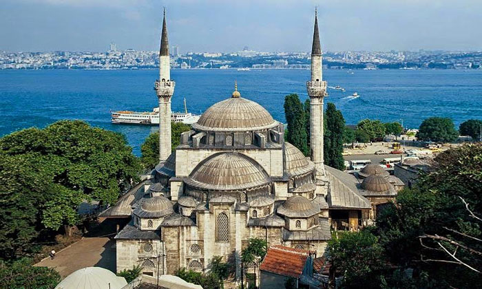 Мечеть Михримах-султан в Стамбуле