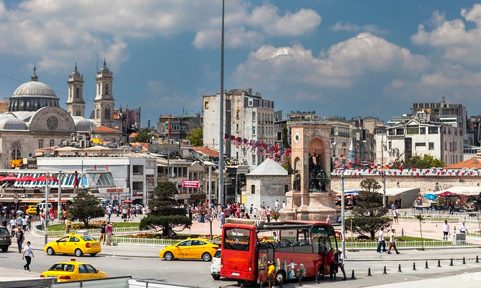 Площадь Таксим (Стамбул)