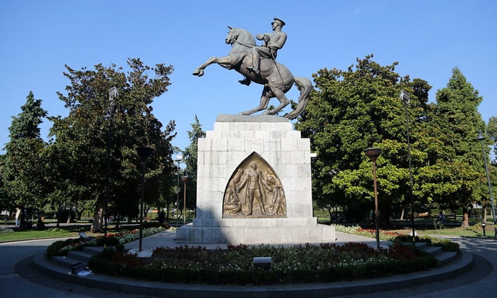 Статуя Ататюрка в Самсуне