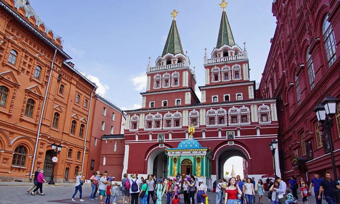 Воскресенские ворота в Москве
