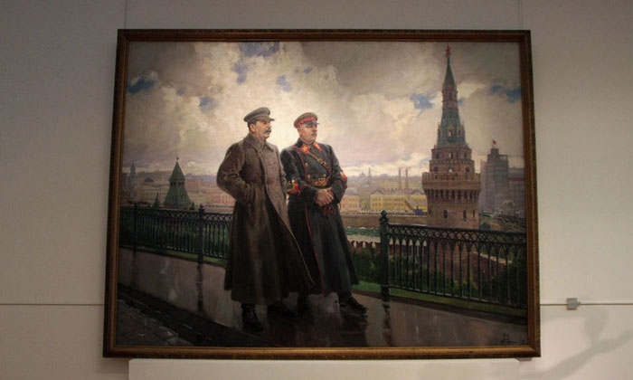 Картина «Сталин и Ворошилов в Кремле» Третьяковки Москвы
