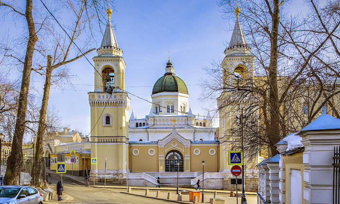 Ивановский монастырь в Москве