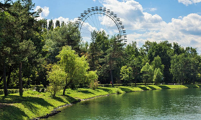 Измайловский парк в Москве