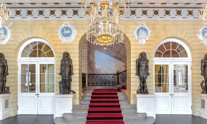 Египетский вестибюль Павловского дворца