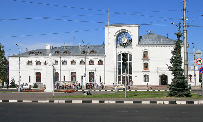 Железнодорожный вокзал Великого Новгорода