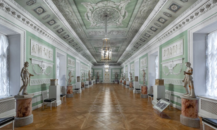 Кавалерский зал Павловского дворца