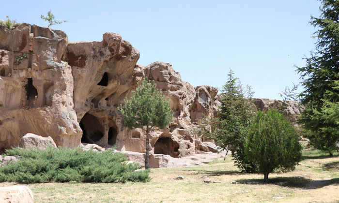 Монастырь Эски Гюмюшлер в Турции