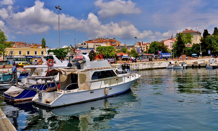 Морской порт Гелиболу в Турции