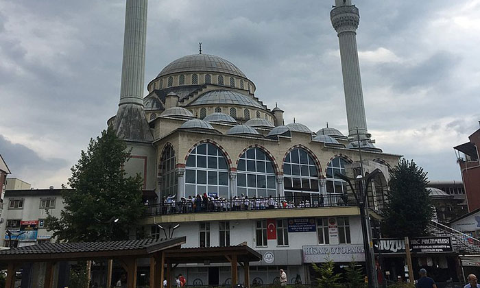 Мечеть Гёльджюка в Турции