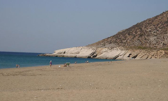Пляж Гёкчеада в Турции