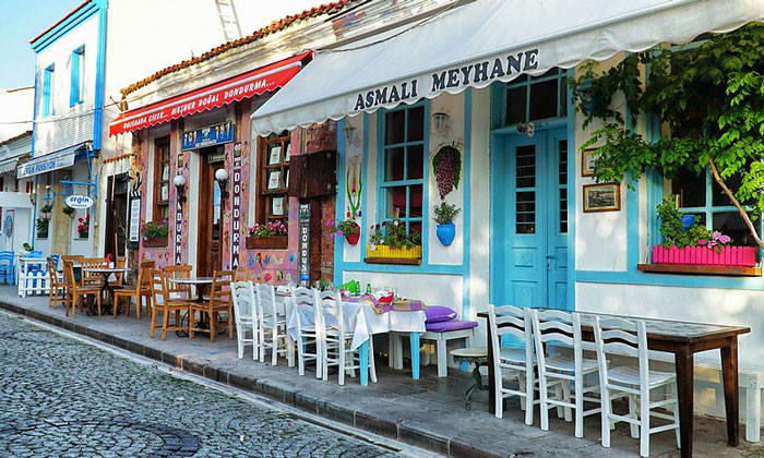 Ресторан «Asmali Meyhane» (Бозджаада) в Турции