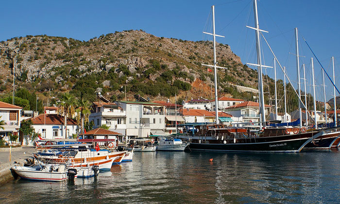 Морской порт Бозбуруна в Турции