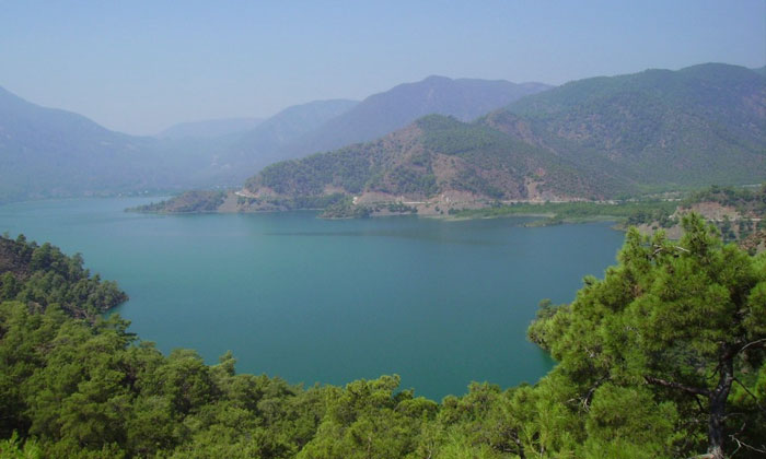 Озеро Кёйджегиз в Турции