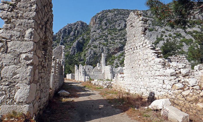 Руины Олимпоса в Турции