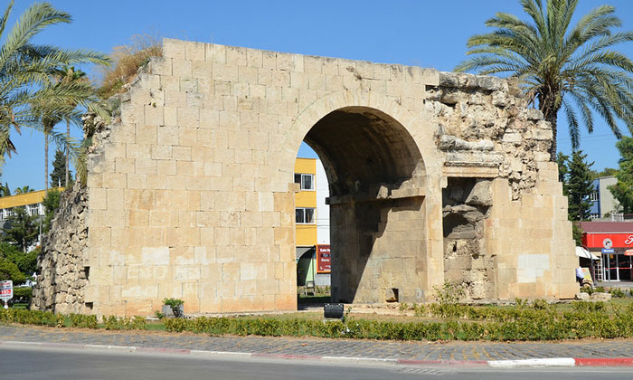Ворота Клеопатры в Тарсусе